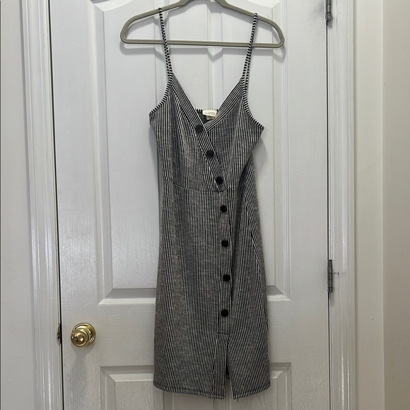 Caution To The Wind Womens Large Striped Black and White Decorative Button Dress - Picture 1 of 5
